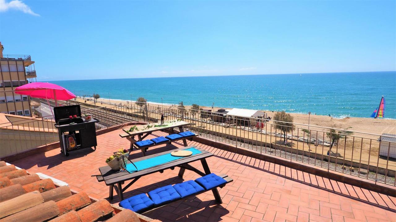 Marilu Seaview & Beach - Apartment Masnou Exterior foto